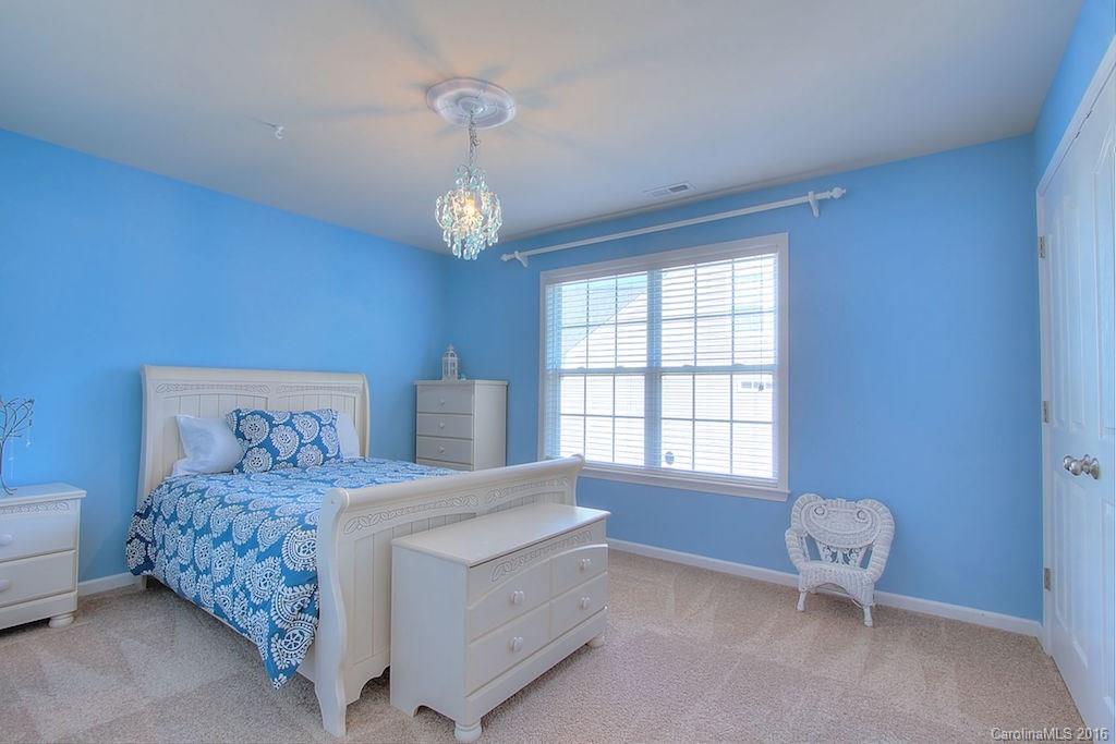 Hunter Oaks - Residential