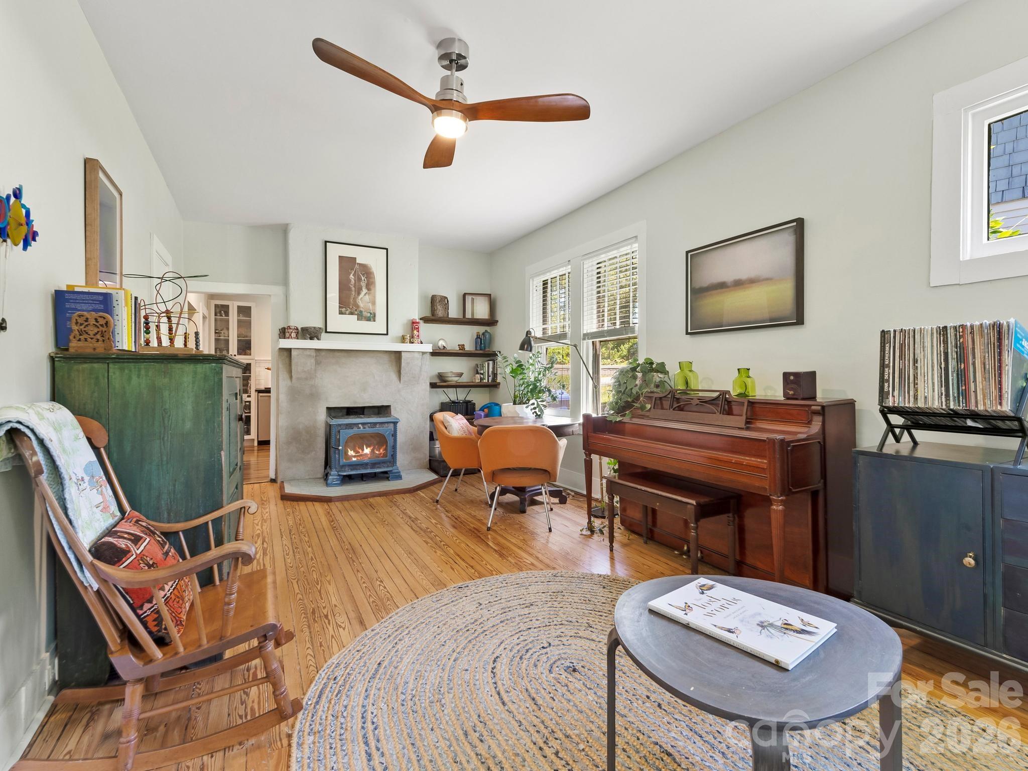 102 Courtland Avenue