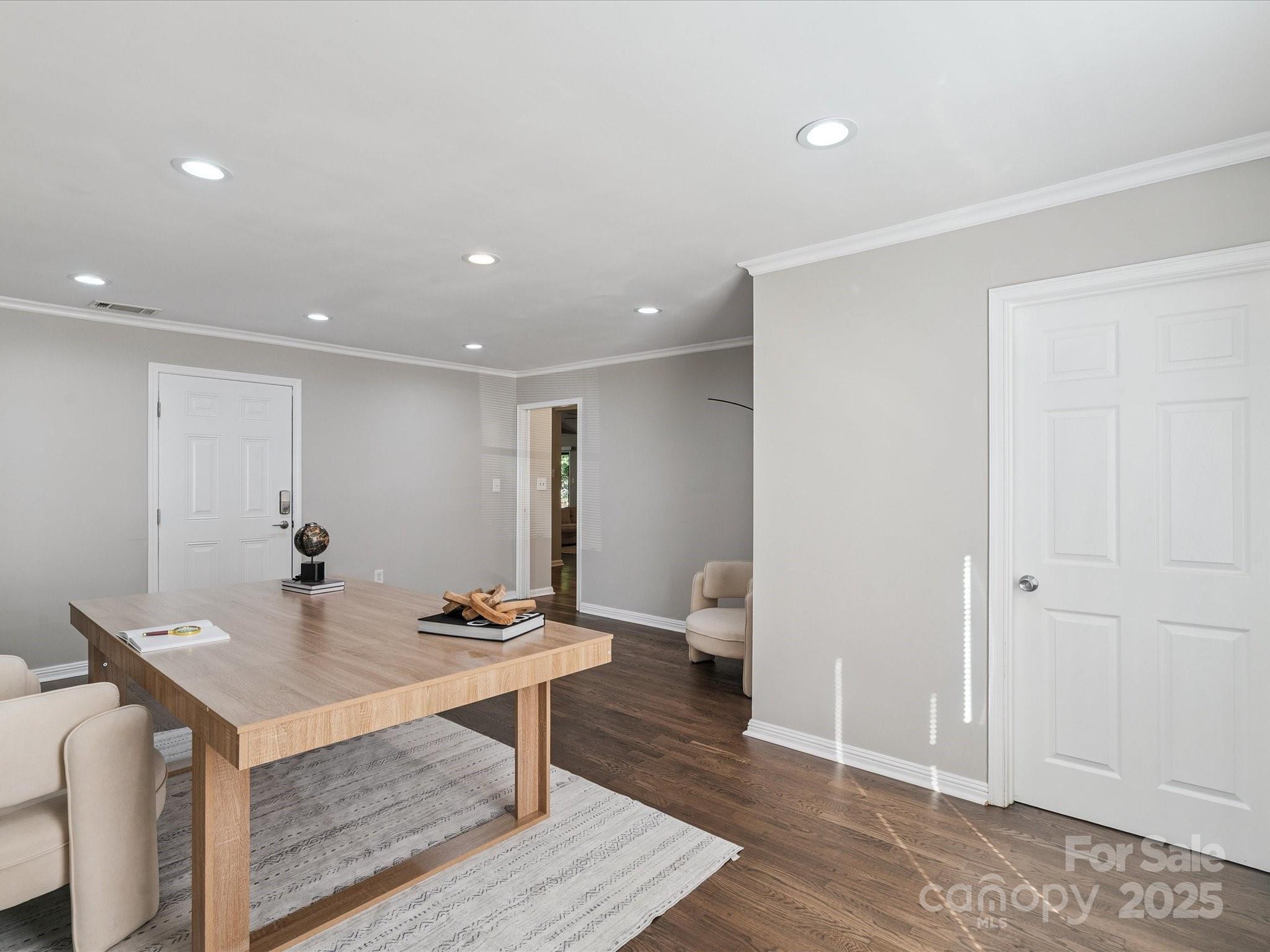 Lawyers Station - Residential