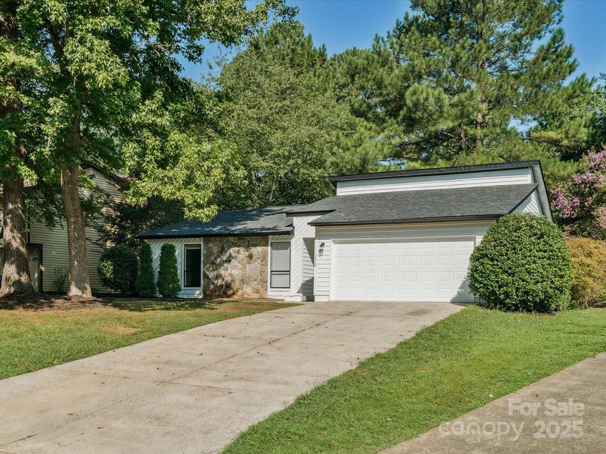 Charming ranch home on a quiet cul-de-sac just 1 mile from restaurants and grocery stores! This move-in ready property features a fully fenced backyard, updated LVP flooring, and a brand new roof. Enjoy the spacious bonus room complete with built-ins—perfect for a home office or playroom. The garage boasts beautiful hardwood floors, offering flexible use as a gym, studio, or additional living space. Freshly painted exterior gives great curb appeal. Don’t miss this well-maintained home in a convenient and desirable location!