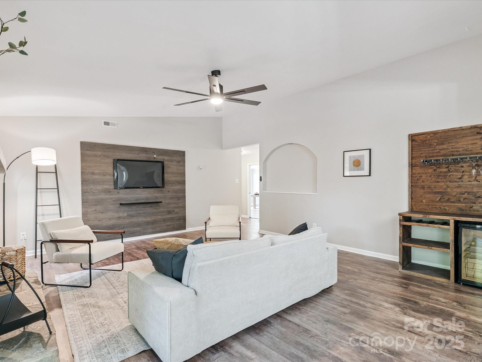 Lawyers Station - Residential