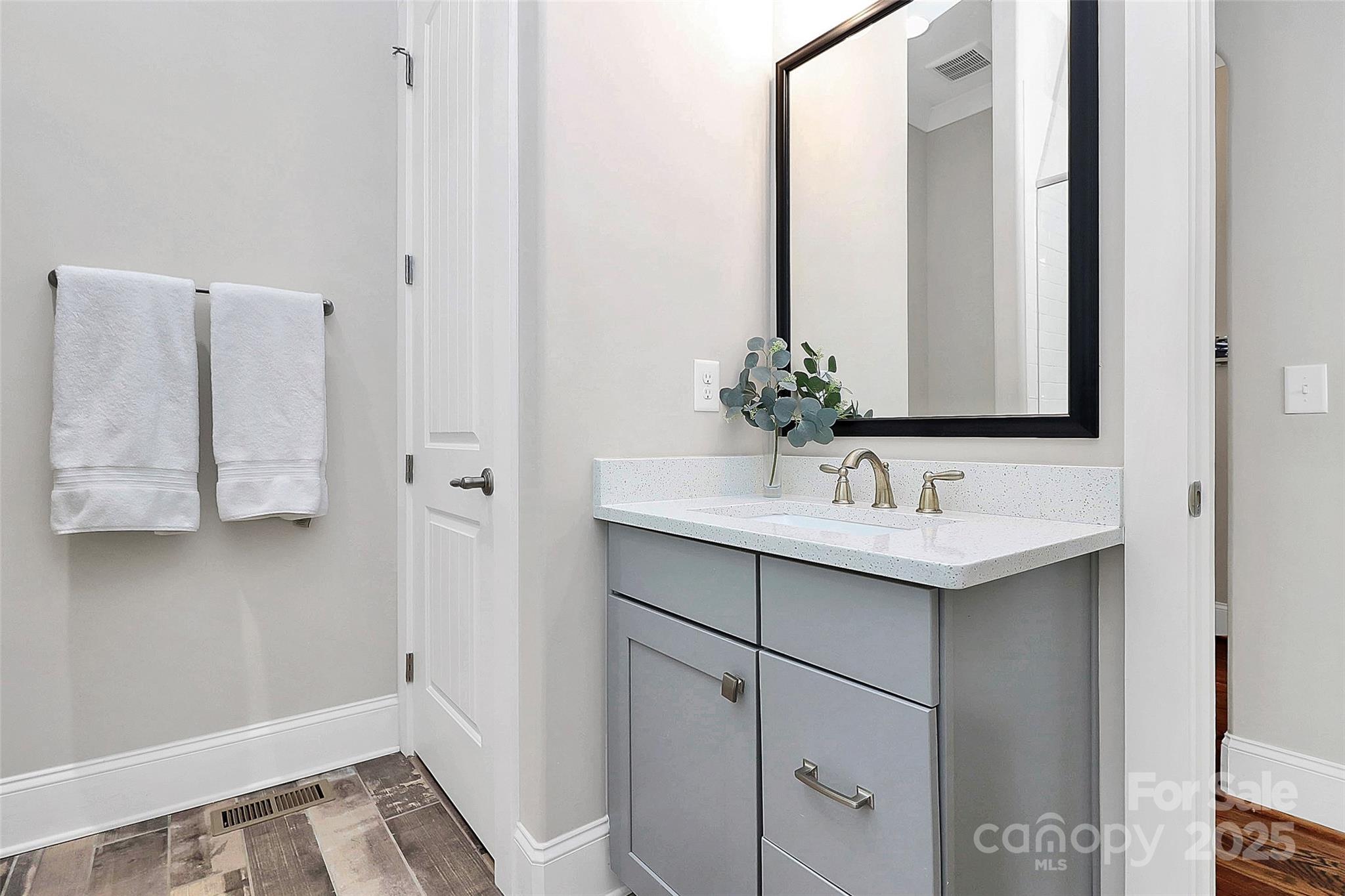 Riverwalk - Residential