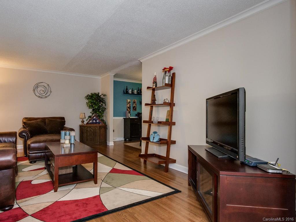 Beverly Woods - Residential