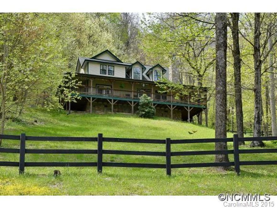 3Bdrm/3Ba Contemporary private home in upscale Crystal Tree Subdivision. Enter into a light & airy vaulted Great Rm, featuring a floor to ceiling stone fp. & open floor plan. 3 fireplaces & 3 master suites.  Kitchen offers custom cabinetry & upgraded appliances. Wrap around porch captures multi-ridge mountain views plus enticing breezes. Huge guest suite w/ multiple entrances for added convenience. Heated Garage & workshop. Home Generator