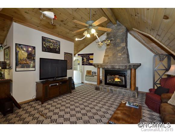 Crystal Tree - Residential