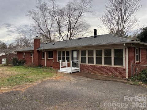 9436 Glen Brook Drive Charlotte NC 28215