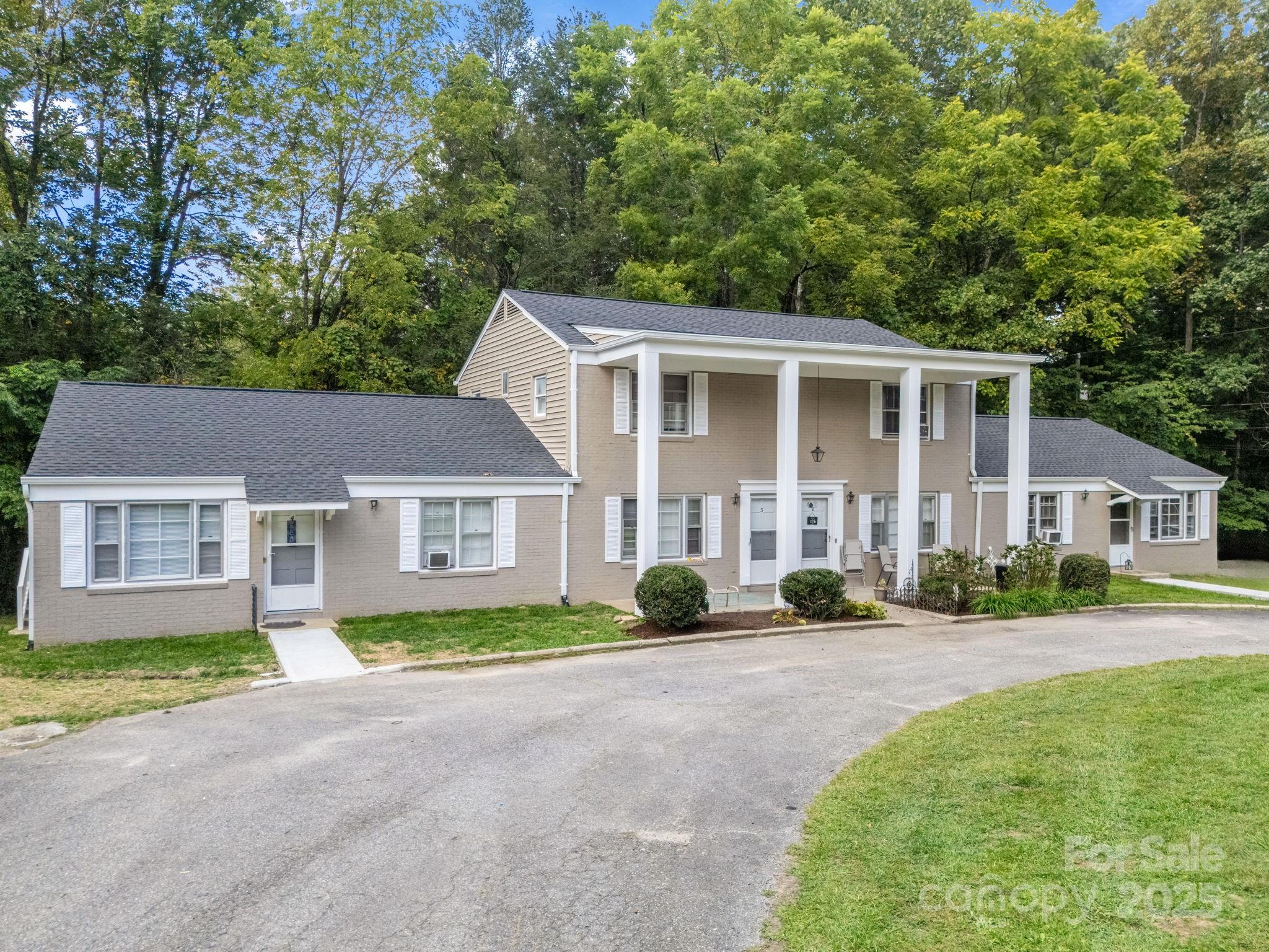 2715 Greenville Highway