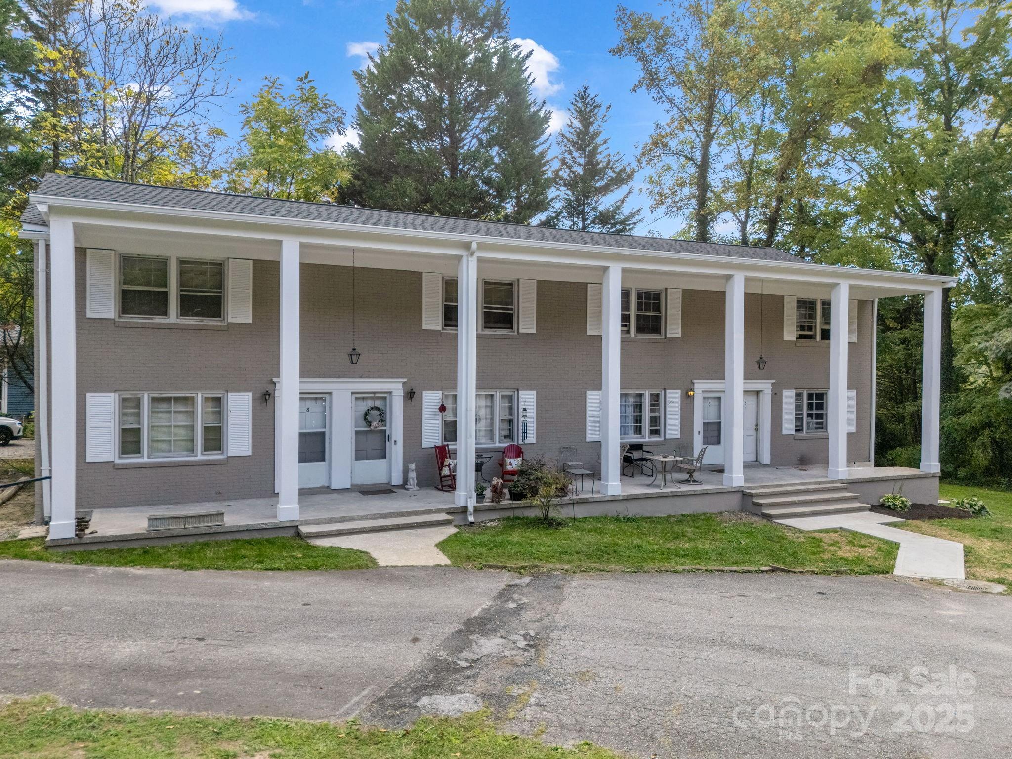 2715 Greenville Highway