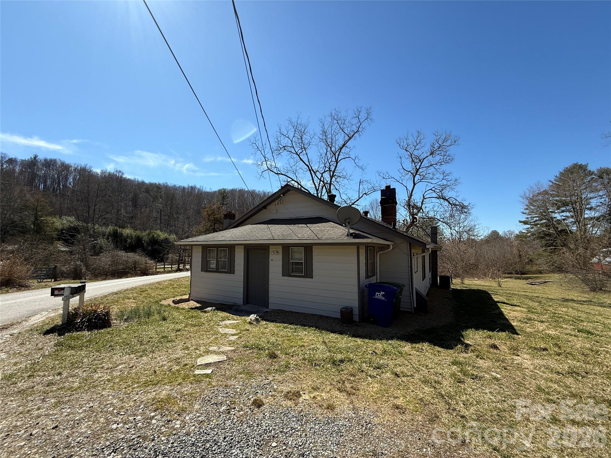 40 Little Knob Road