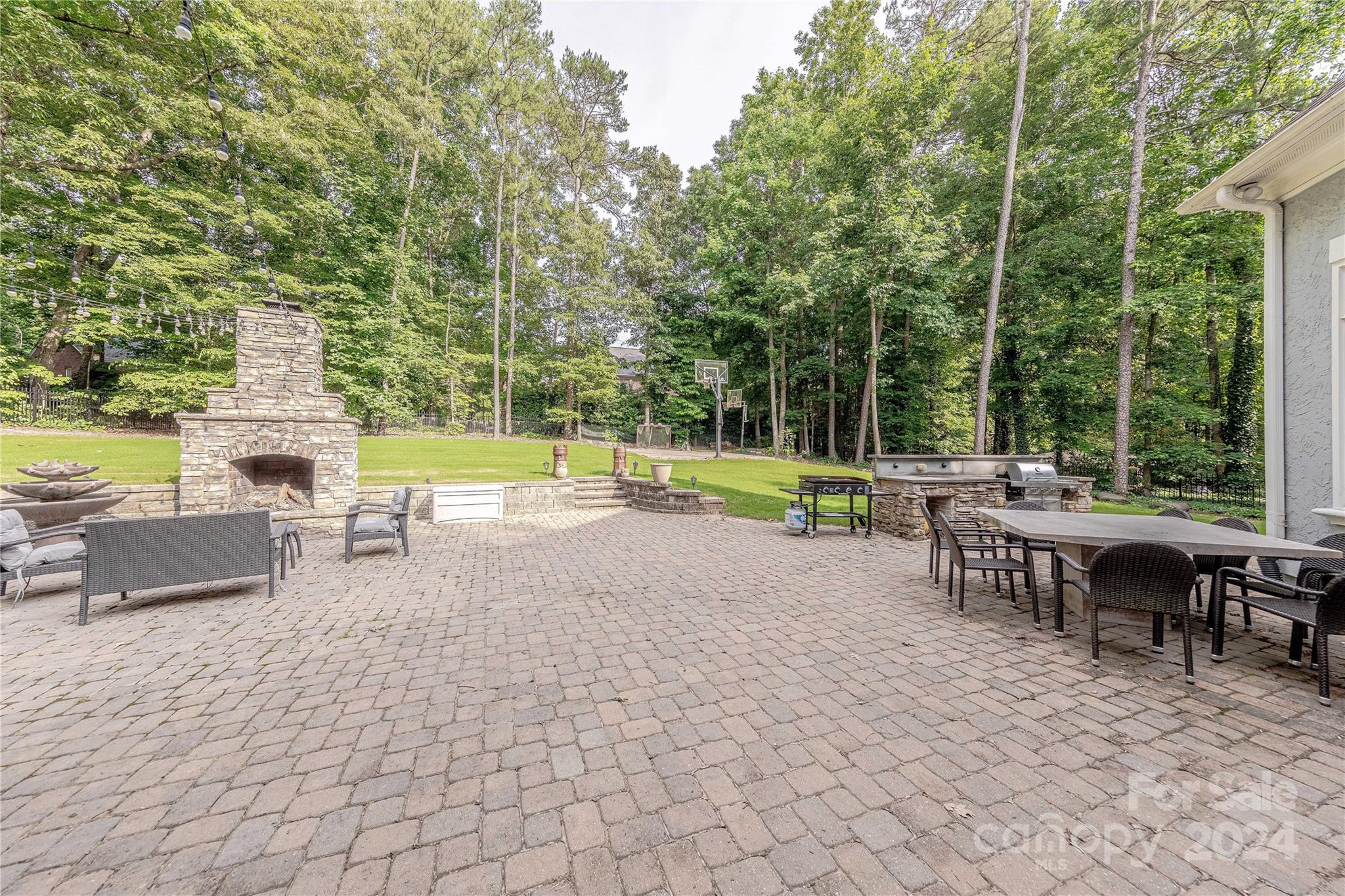 Firethorne - Residential