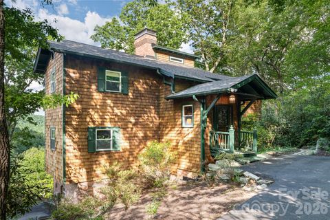 Photo of 162 Merrills Chase Road, Asheville, NC 28803 (MLS # 4380452)