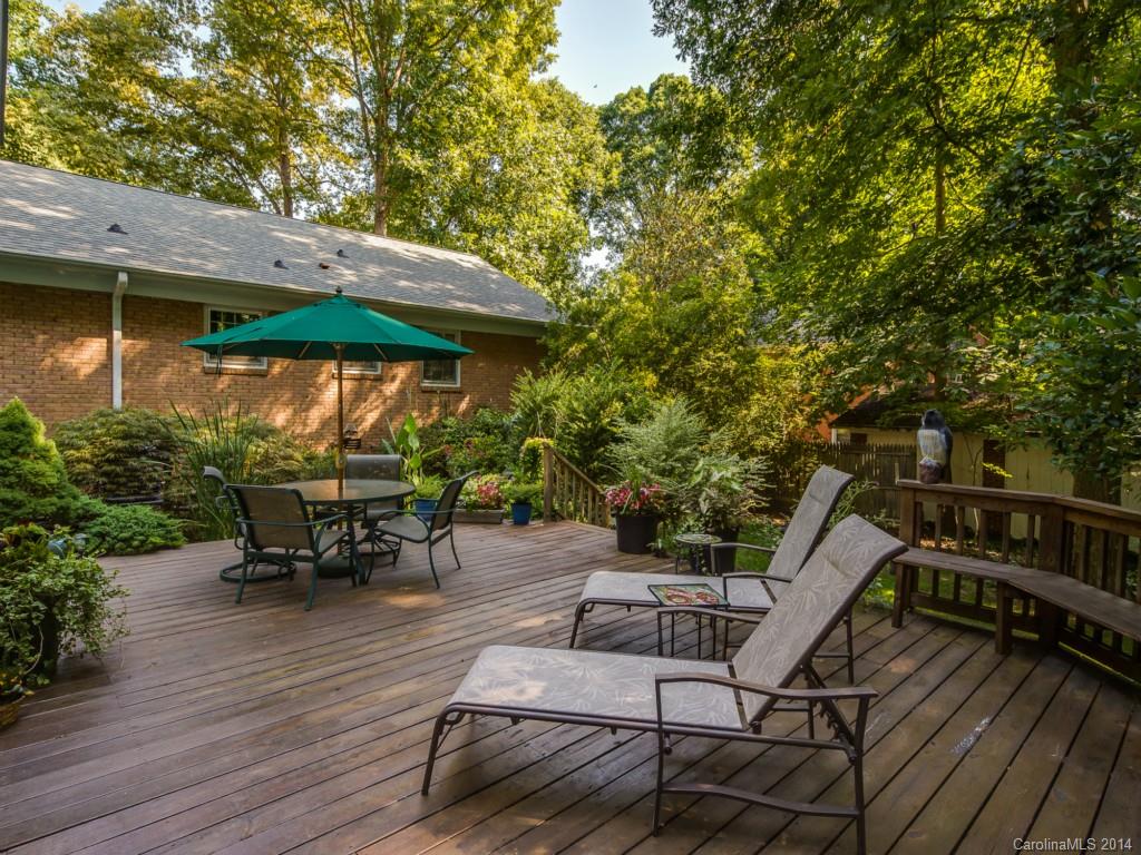 Singing Springs - Residential