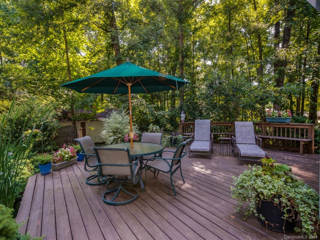 Singing Springs - Residential