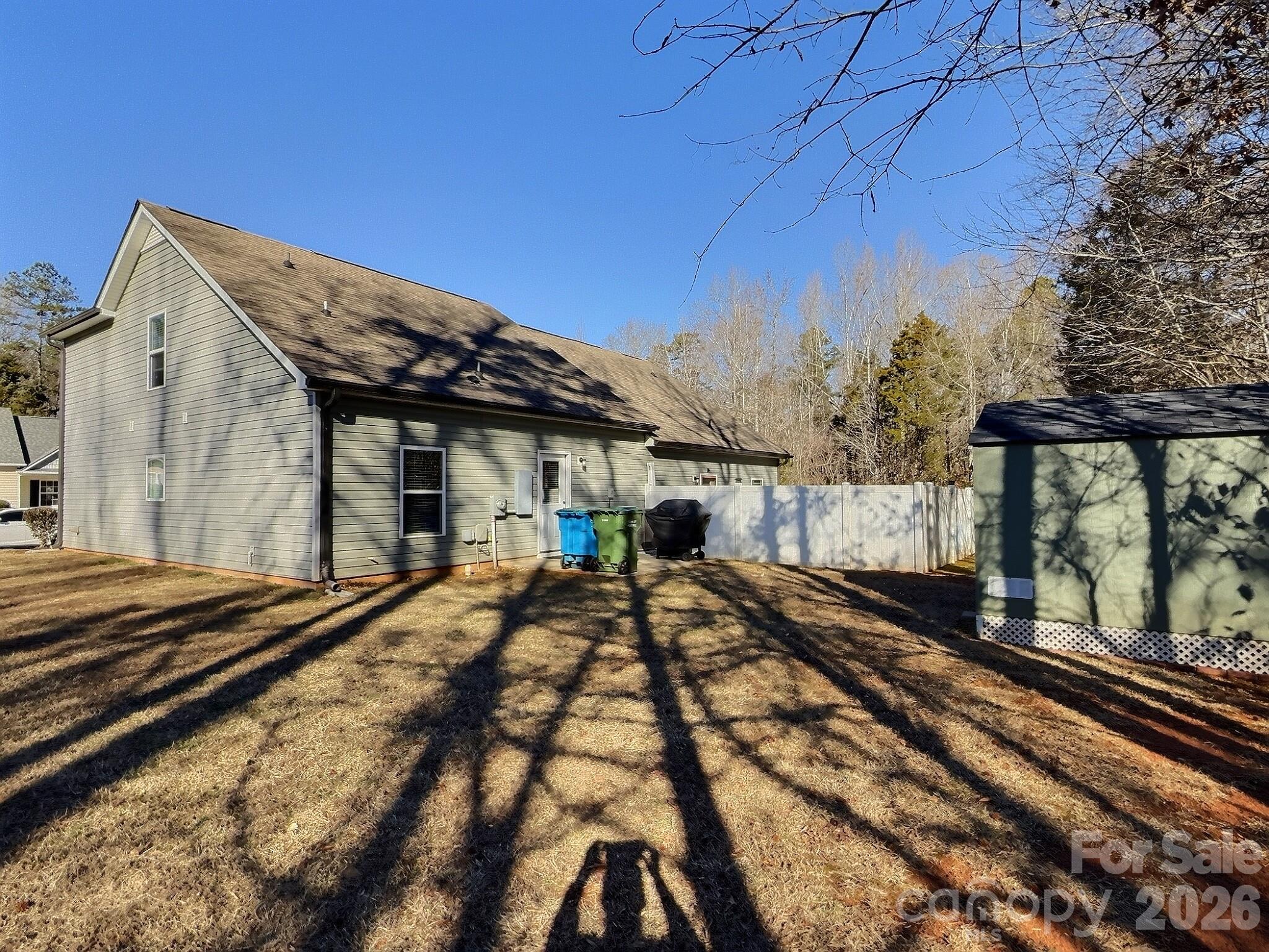 Avery Lake - Residential