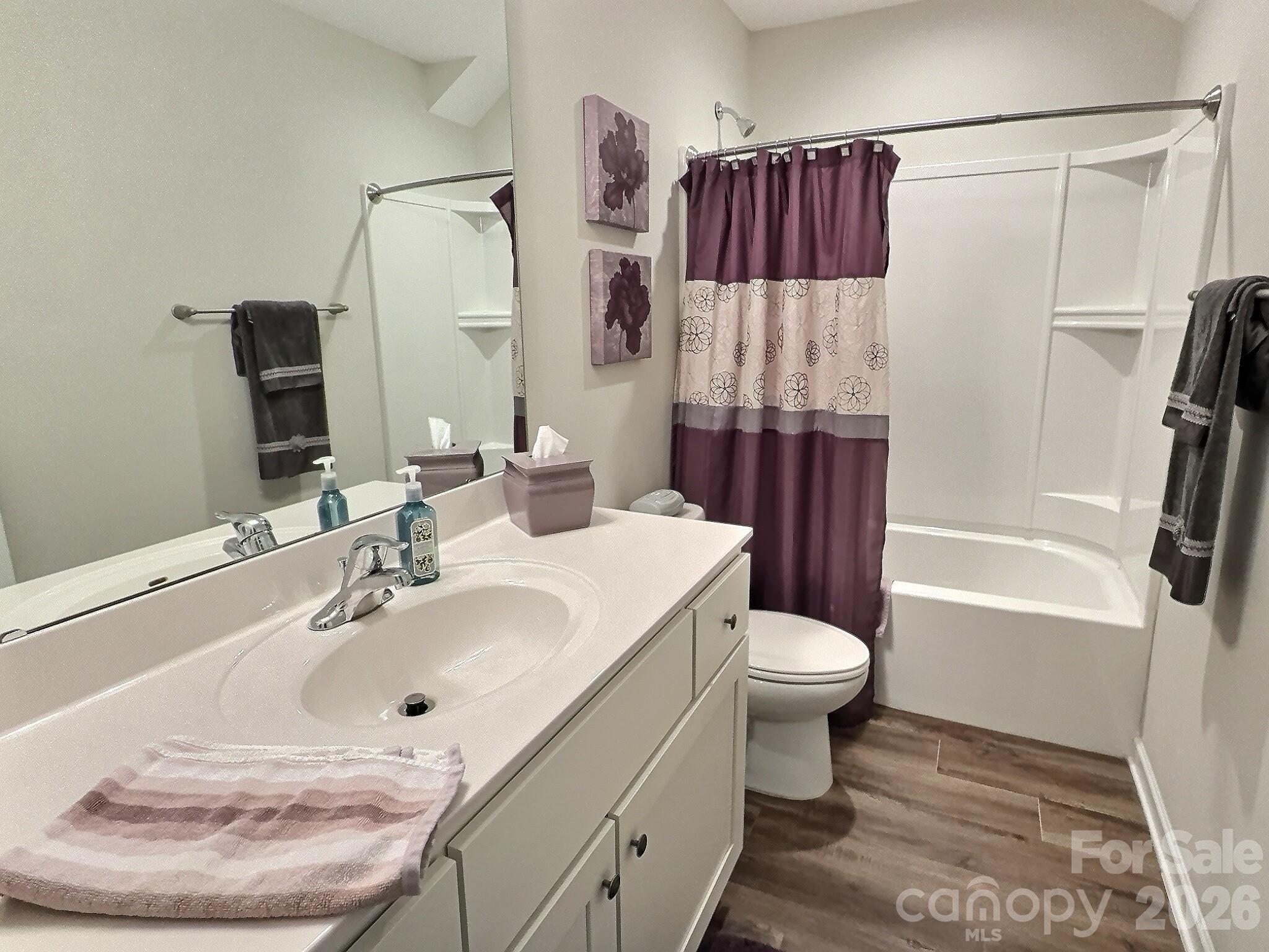 Avery Lake - Residential