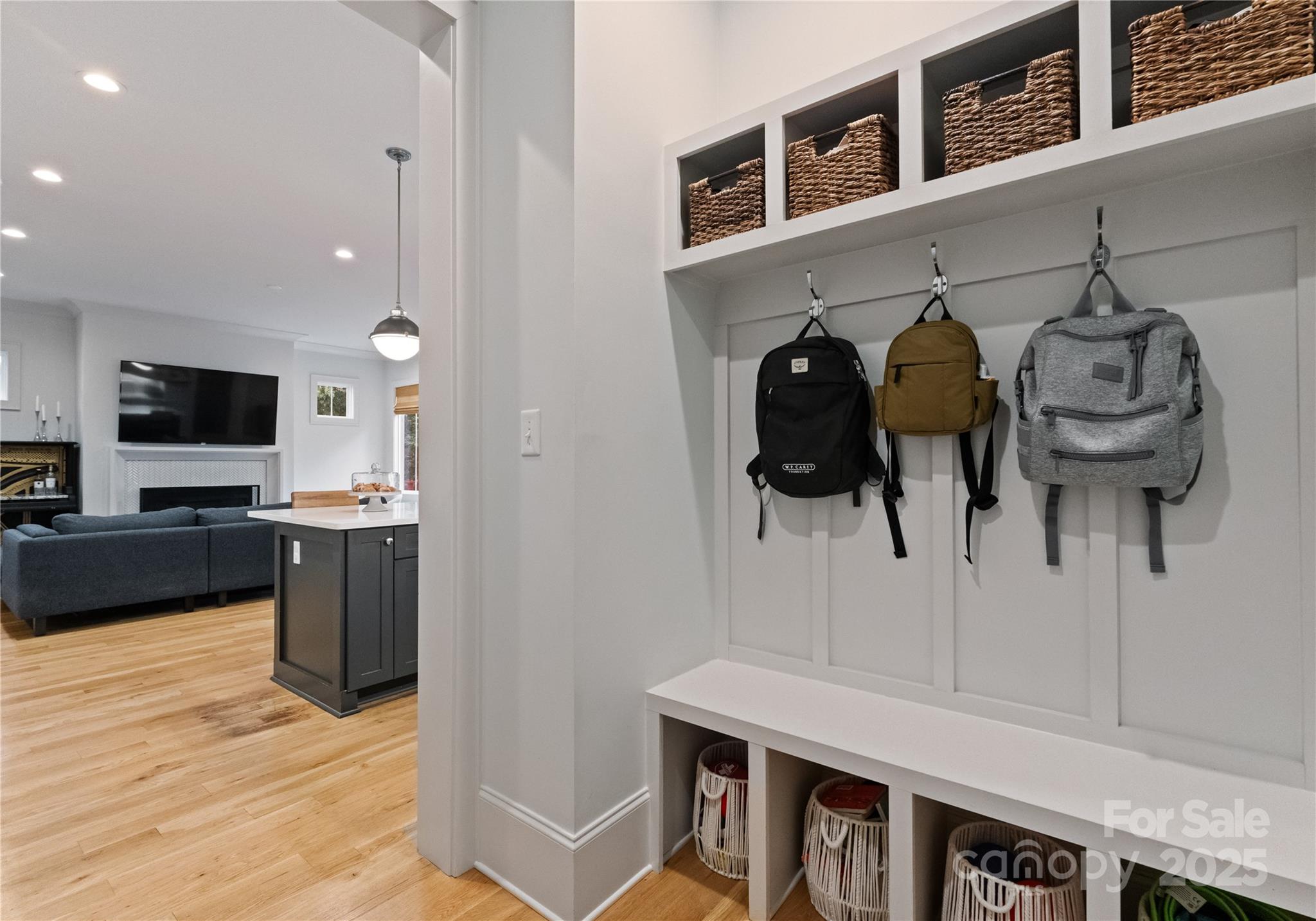 Charlotte, North Carolina 28205, United States, 5 Bedrooms Bedrooms, ,3 BathroomsBathrooms,Residential,Coming Soon,223005