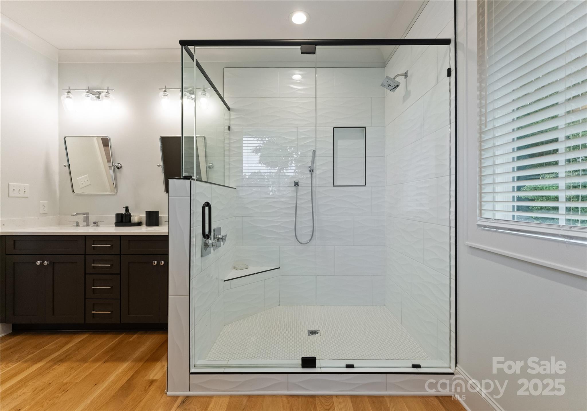 Charlotte, North Carolina 28205, United States, 5 Bedrooms Bedrooms, ,3 BathroomsBathrooms,Residential,Coming Soon,223005