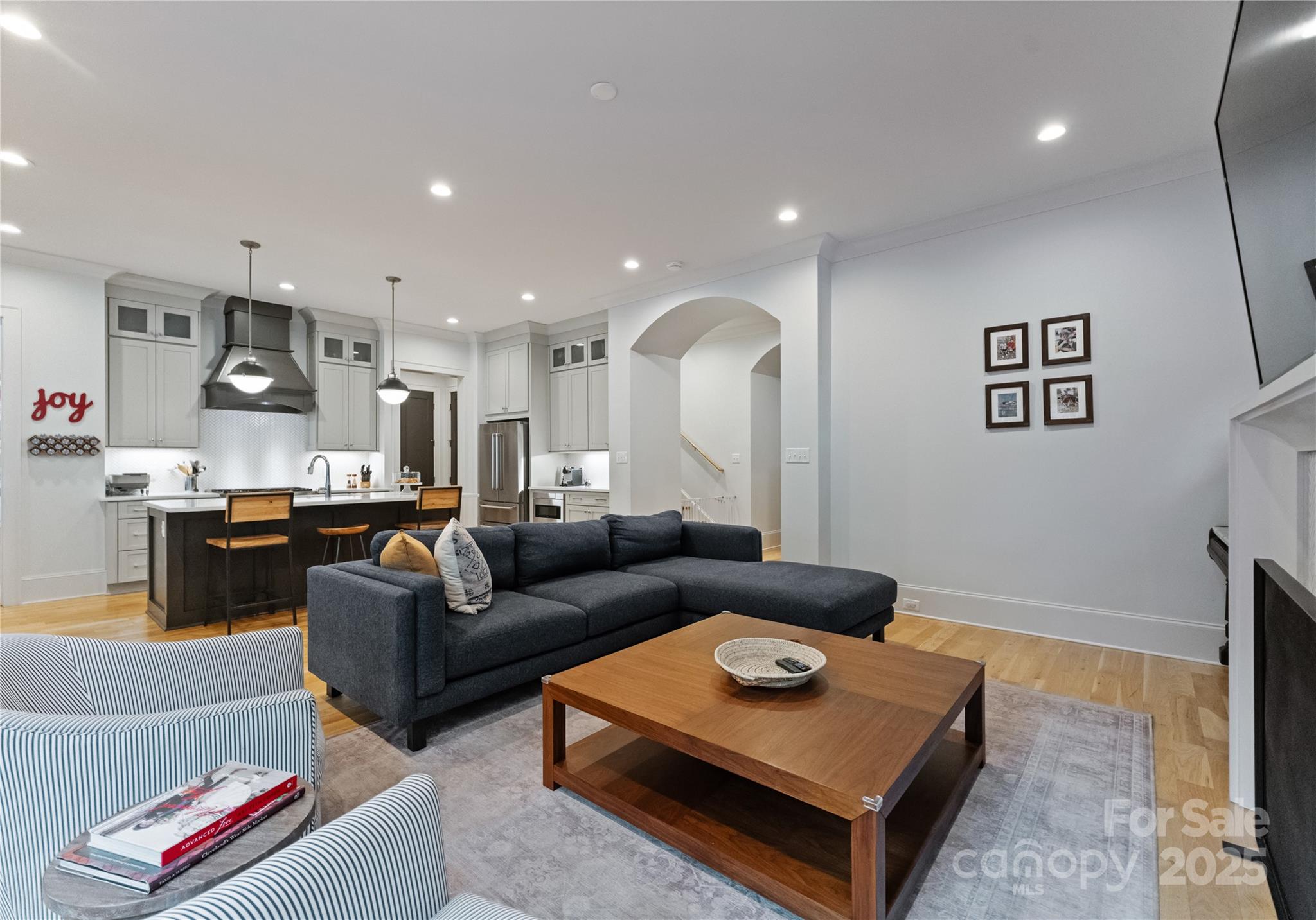 Charlotte, North Carolina 28205, United States, 5 Bedrooms Bedrooms, ,3 BathroomsBathrooms,Residential,Coming Soon,223005