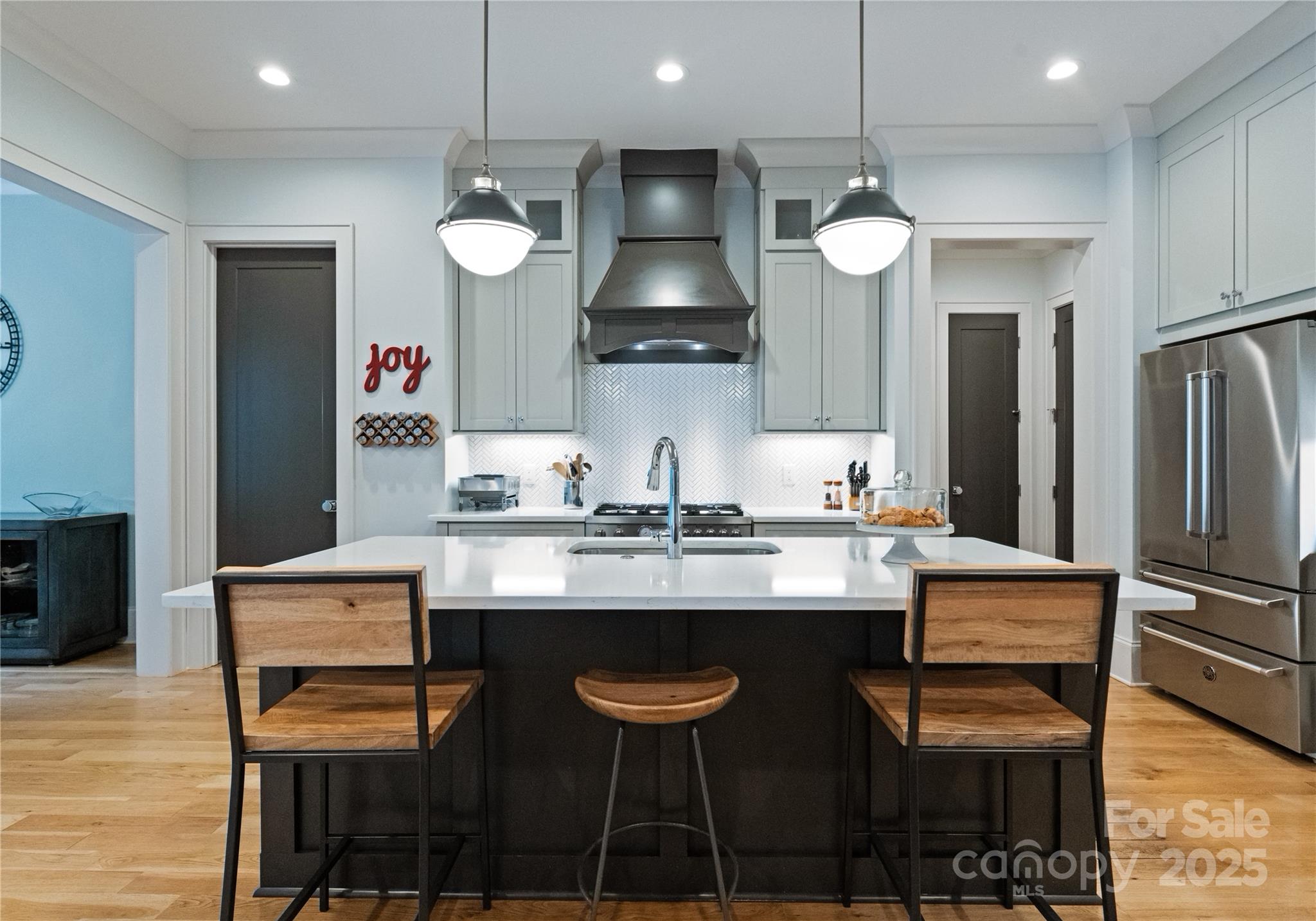 Charlotte, North Carolina 28205, United States, 5 Bedrooms Bedrooms, ,3 BathroomsBathrooms,Residential,Coming Soon,223005