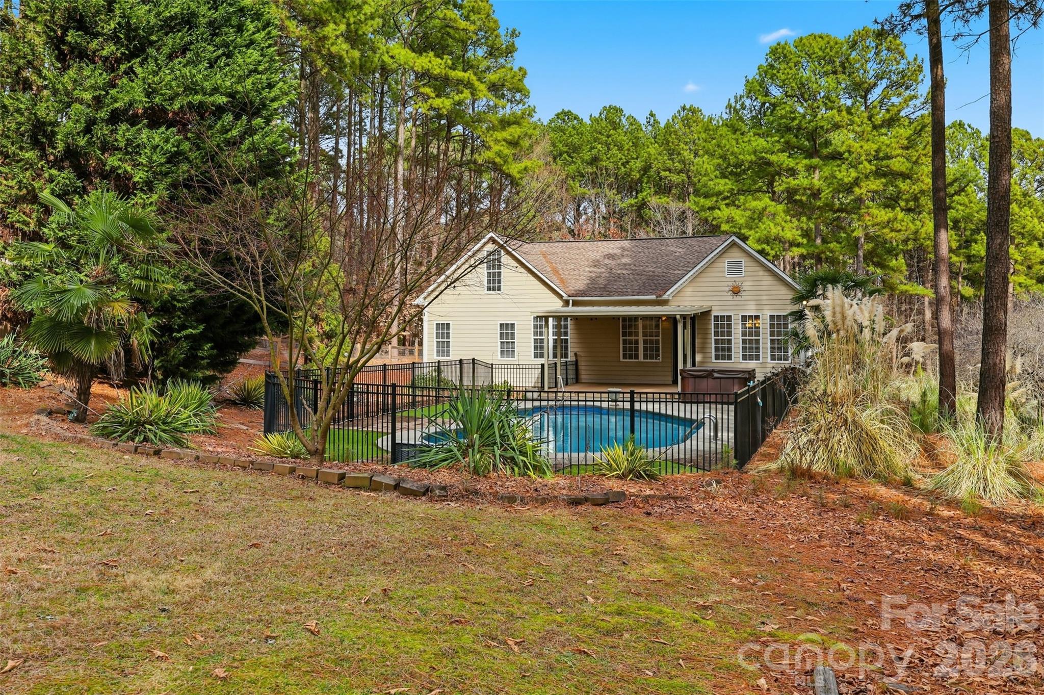 Somerset On Lake Norman - Residential