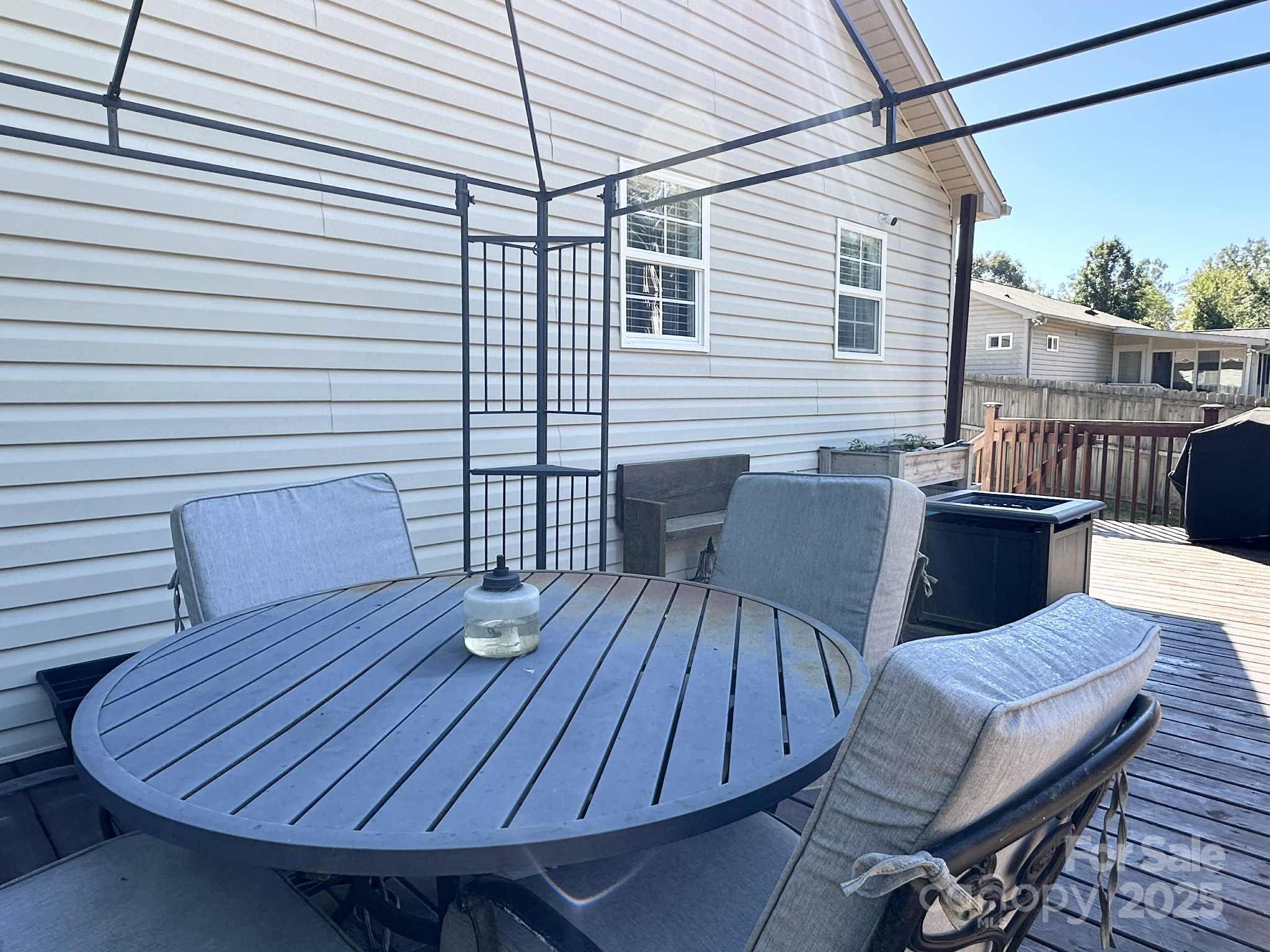 Hudson, North Carolina 28638, United States, 3 Bedrooms Bedrooms, ,2 BathroomsBathrooms,Residential,Active,227513