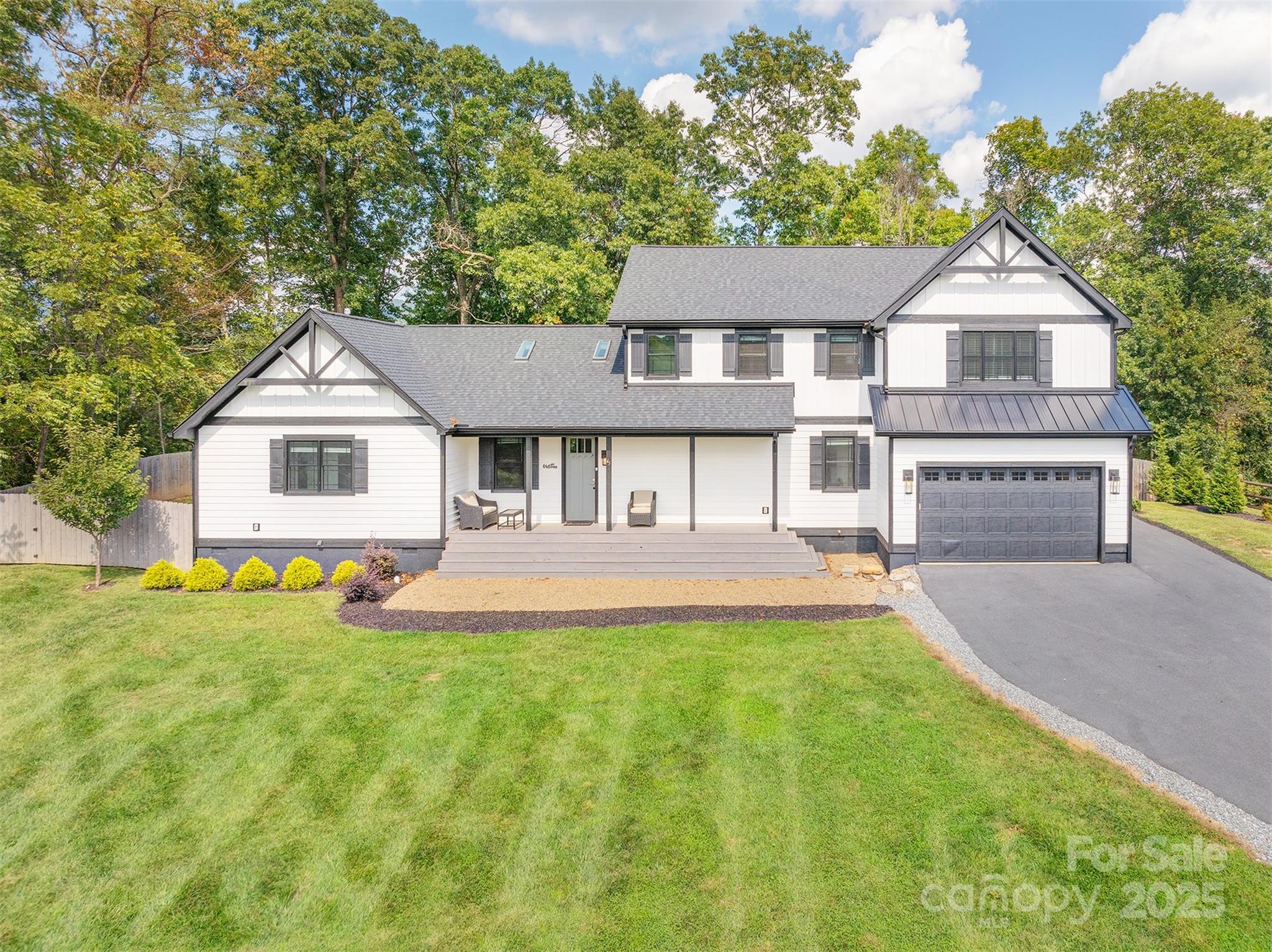 45 Erin Glen Court