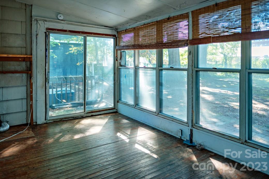 Elizabeth - Residential