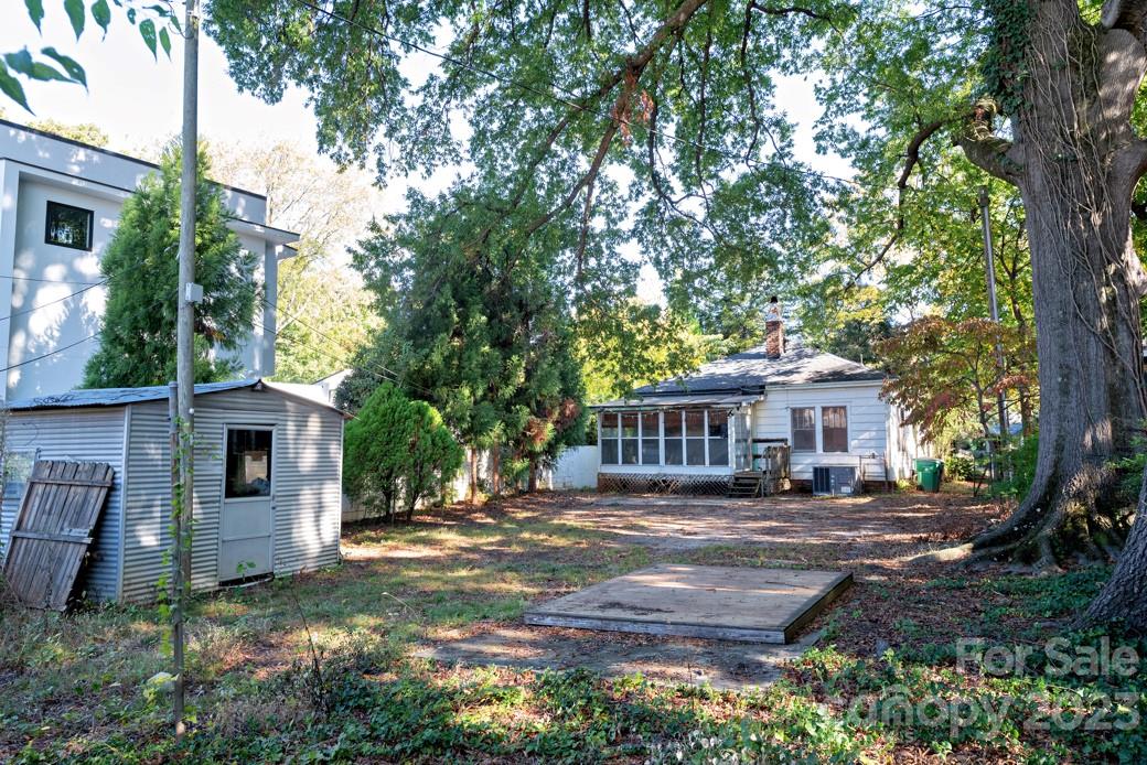 Elizabeth - Residential