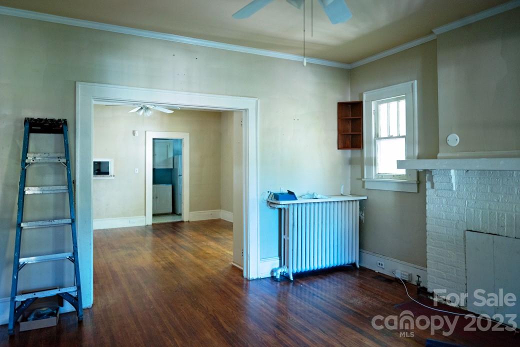 Elizabeth - Residential