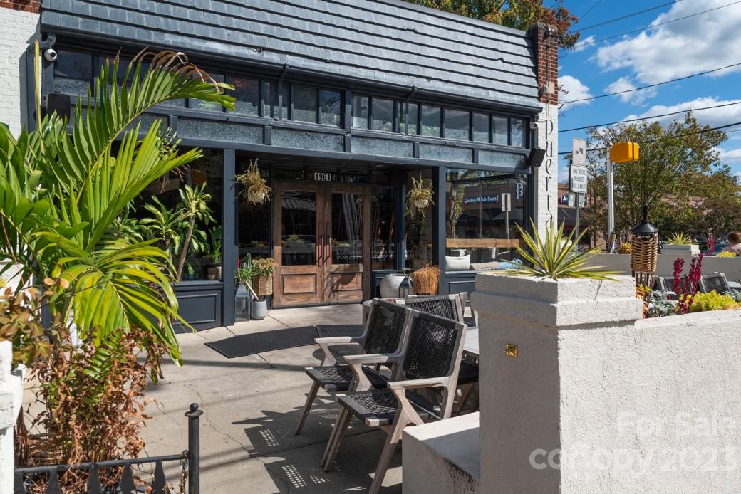 Elizabeth - Residential