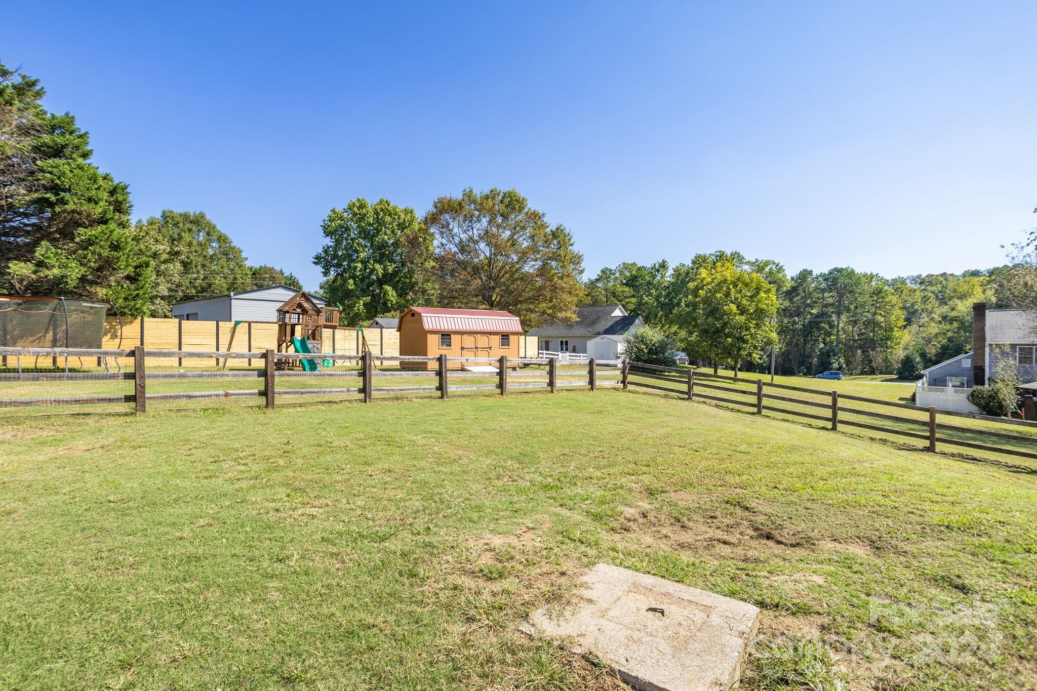 Poplar Trails - Residential