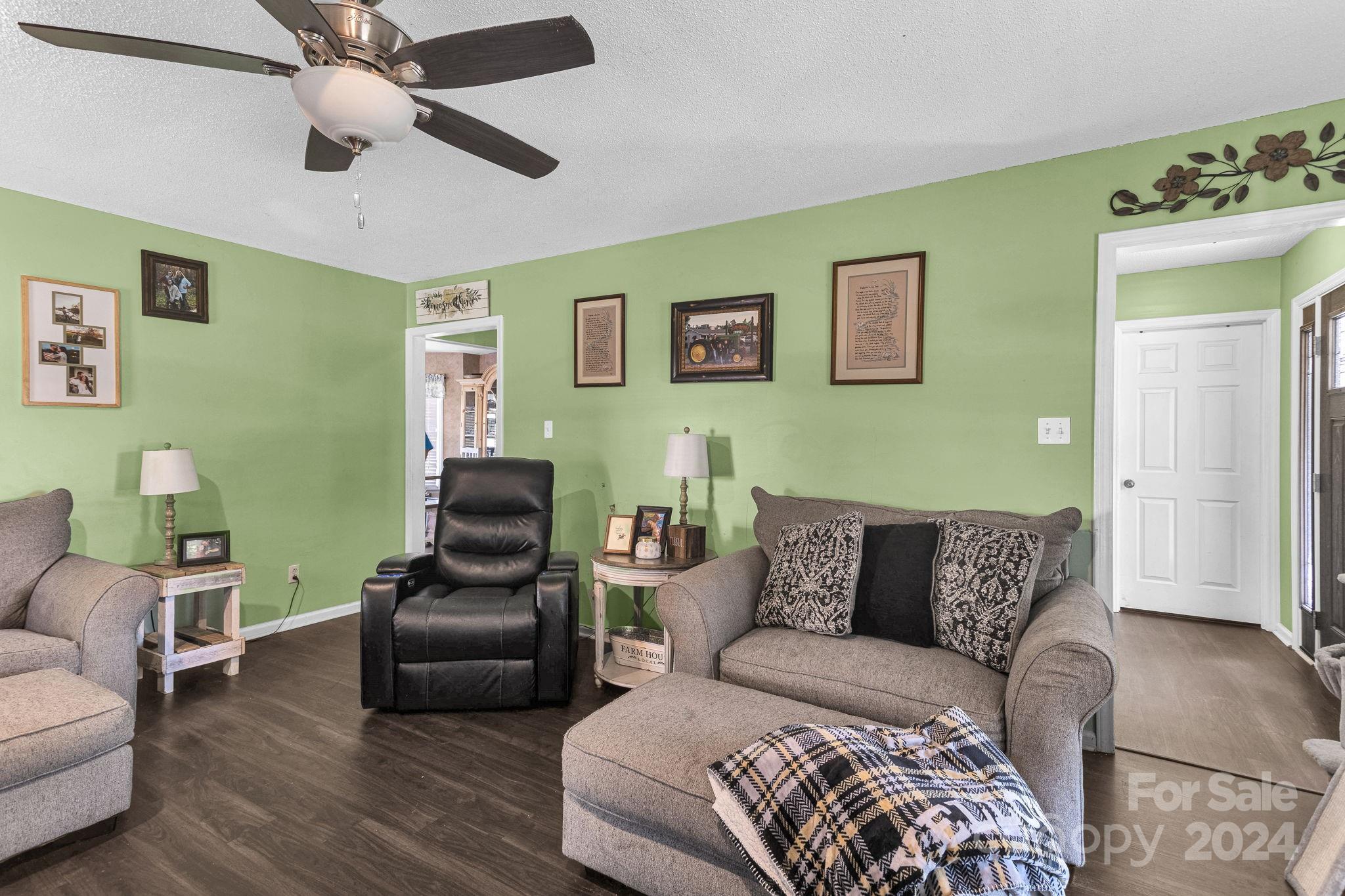 Poplar Trails - Residential