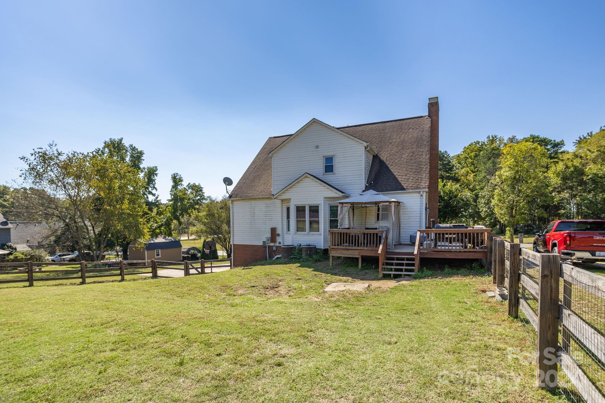 Poplar Trails - Residential