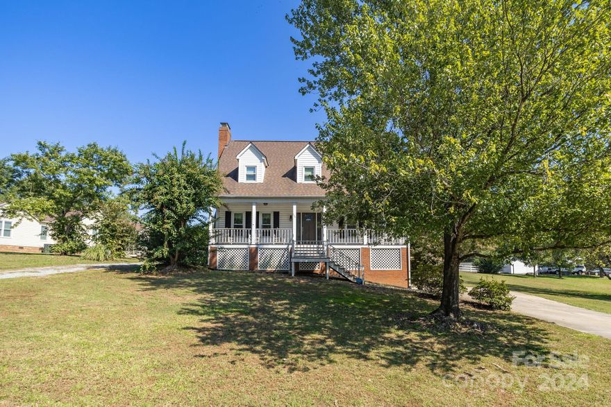 Welcome to your dream home at 289 Scalybark Trl in Concord, NC! This charming residence is set on a
spacious half-acre lot, offering plenty of room for outdoor activities and relaxation. Enjoy the freedom of
no HOA, allowing you to personalize your space as you wish. The home features new windows that fill the
interior with natural light, enhancing the welcoming atmosphere. Step onto the beautiful porch to unwind
or entertain guests, and take advantage of the back deck, perfect for any gathering. The expansive yard
provides a serene retreat and ample space for gardening or play. Located in a growing neighborhood with
easy access to main roads, this home combines convenience and tranquility. Don’t miss this opportunity
to make it your own!