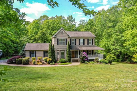 69 Ivy Lane Fletcher NC 28732