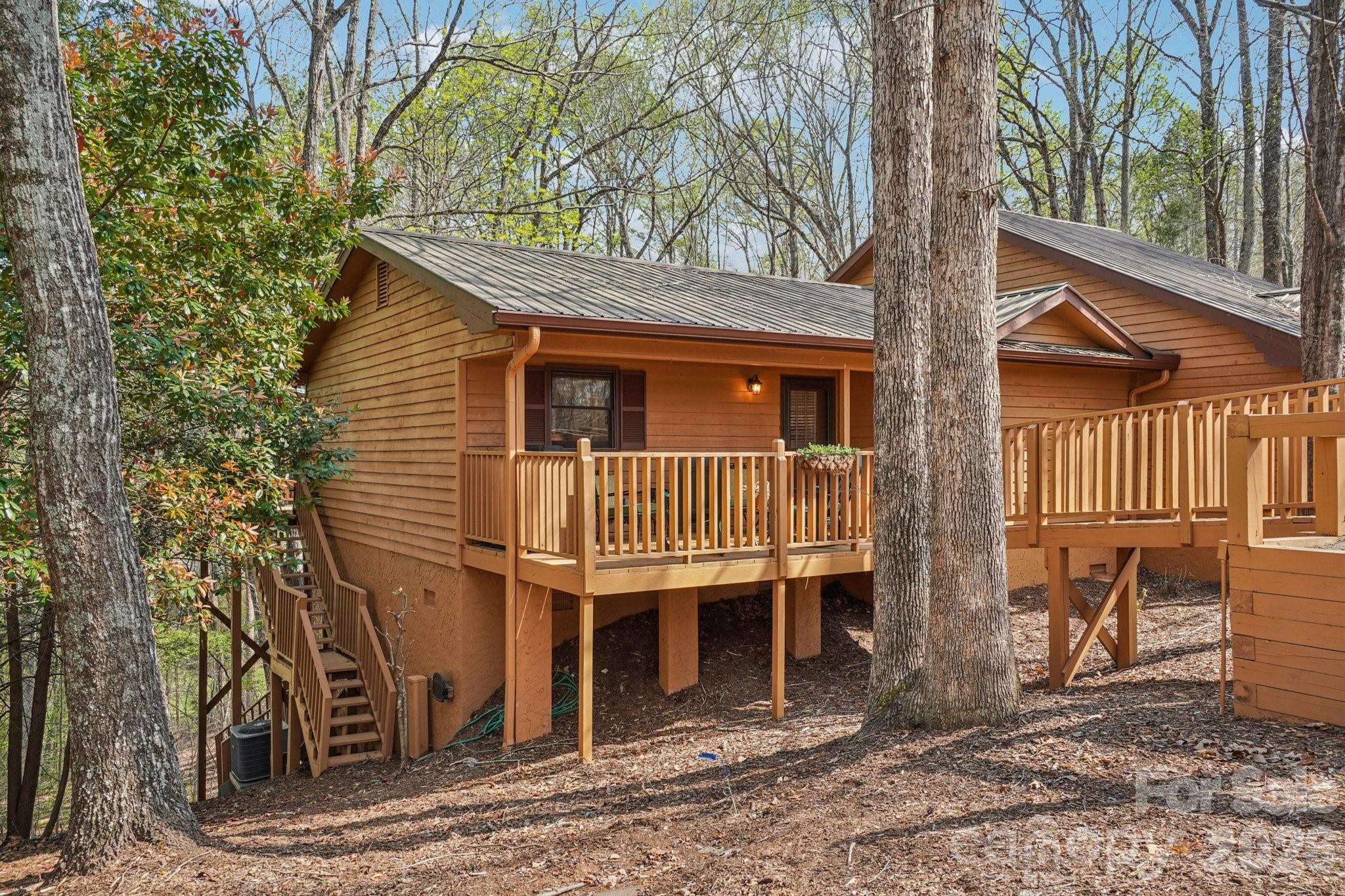 Rumbling Bald on Lake Lure - Residential