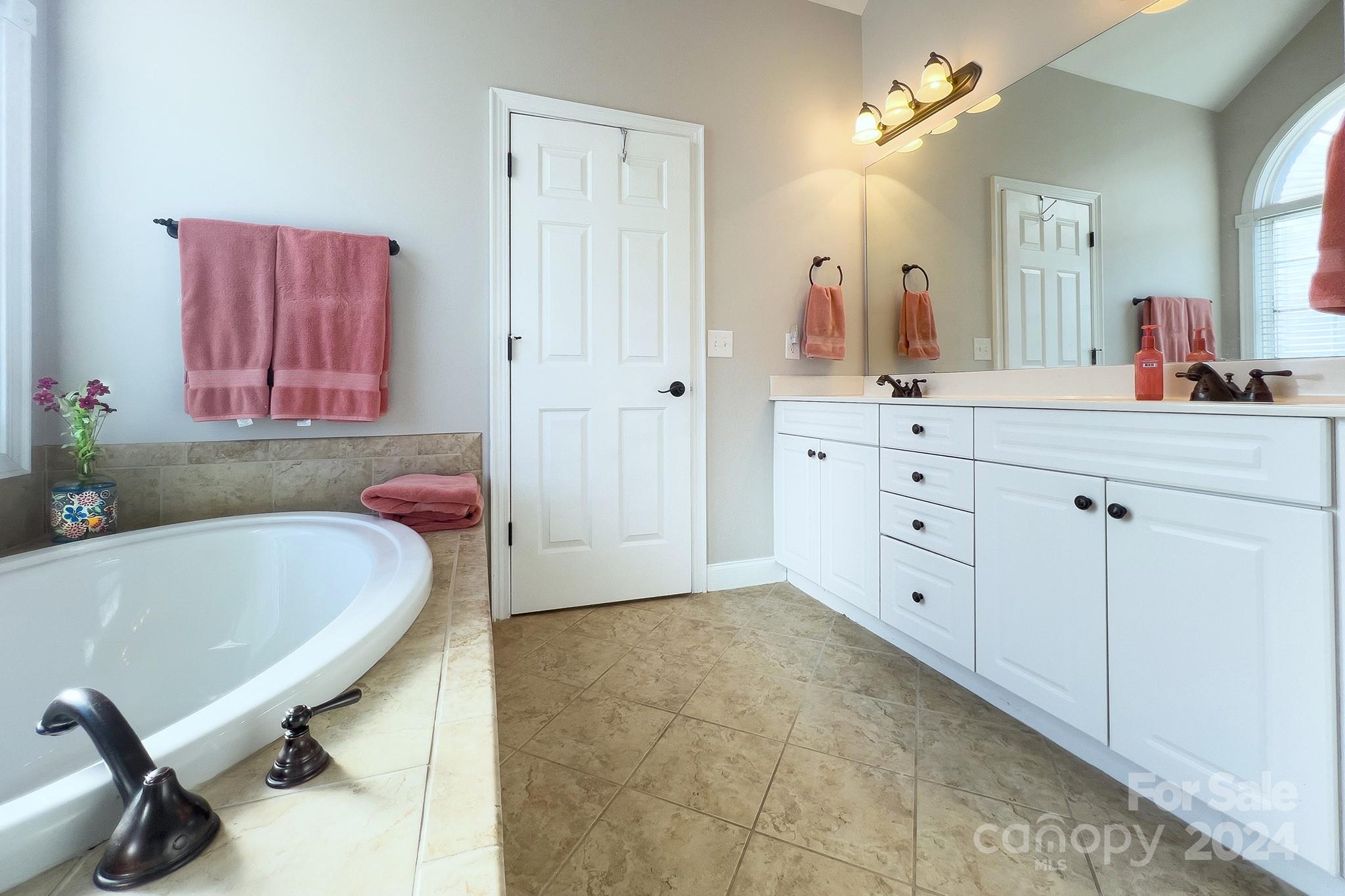 Summercreste - Residential