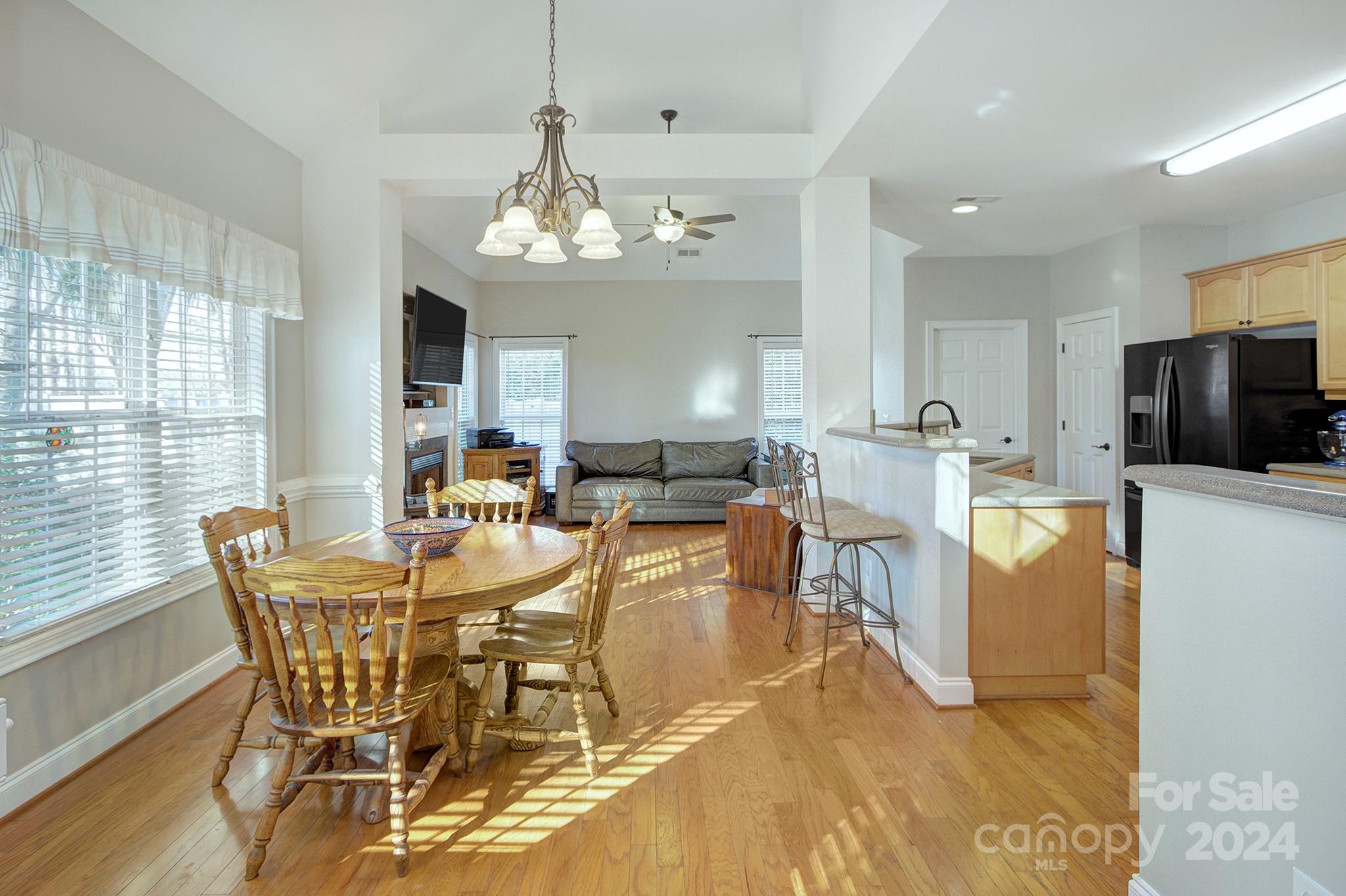 Summercreste - Residential