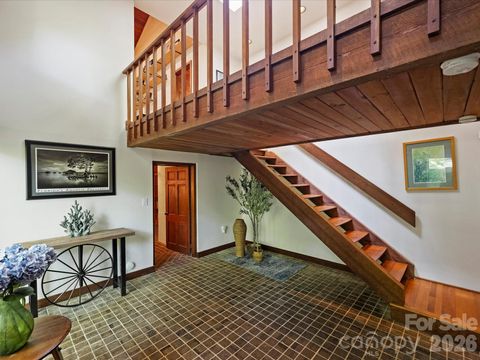 5624 Glenkirk Road Charlotte NC 28210