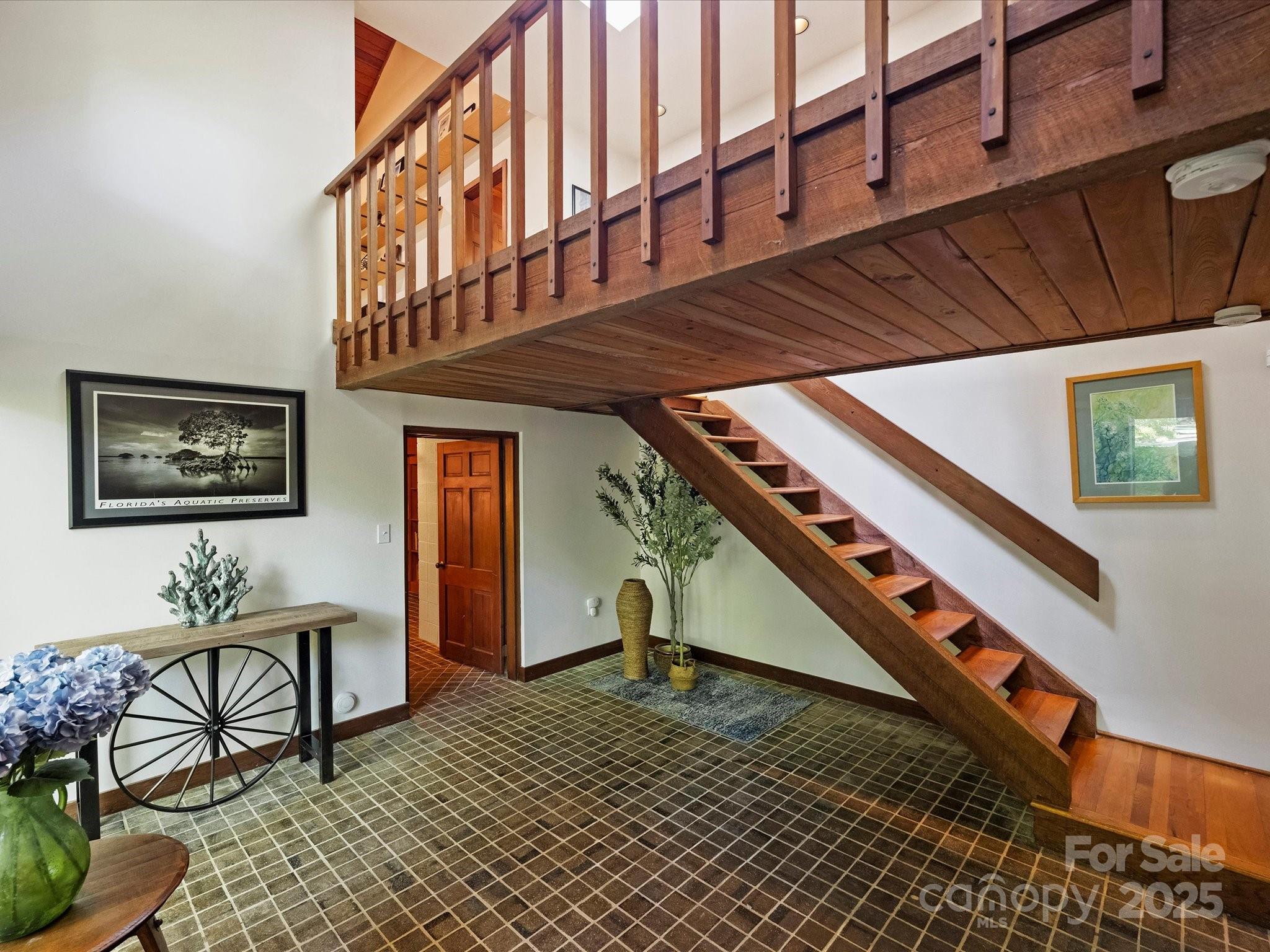 5624 Glenkirk Road