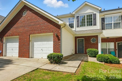 Photo of 12244 Stratfield Place Circle, Pineville, NC 28134 (MLS # 4419455)
