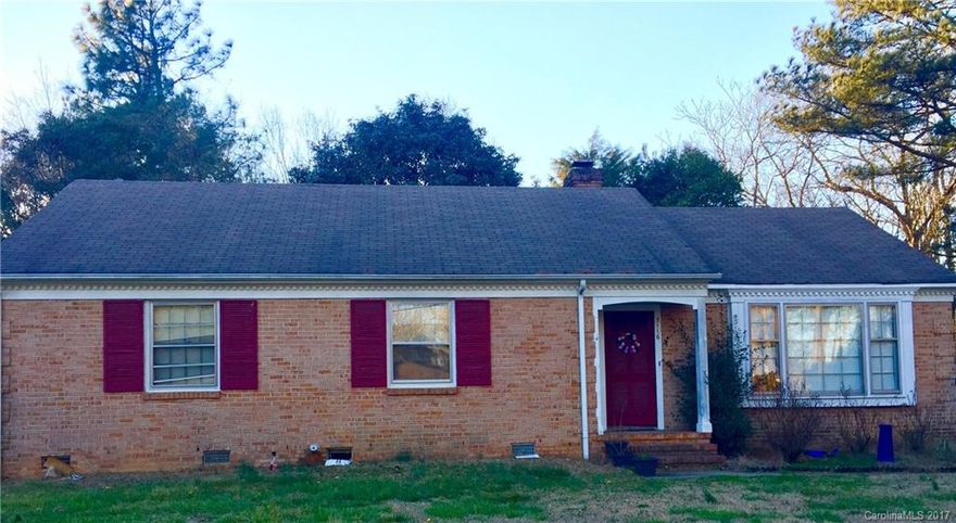 South Park location! Nearby dining, shopping, greenway, swim and tennis and park.  Brick ranch being sold as is but in need of cosmetic updates and exterior work.  Formal living room and den with wood-burning fireplace.  Kitchen with eat-in breakfast nook. Wooded lot and large backyard. Washer/Dryer, refrigerator, freezer and red utility building to be removed by seller.