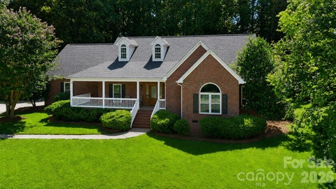 Photo of 10846 Tyler Brook Lane, Charlotte, NC 28227 (MLS # 4392416)