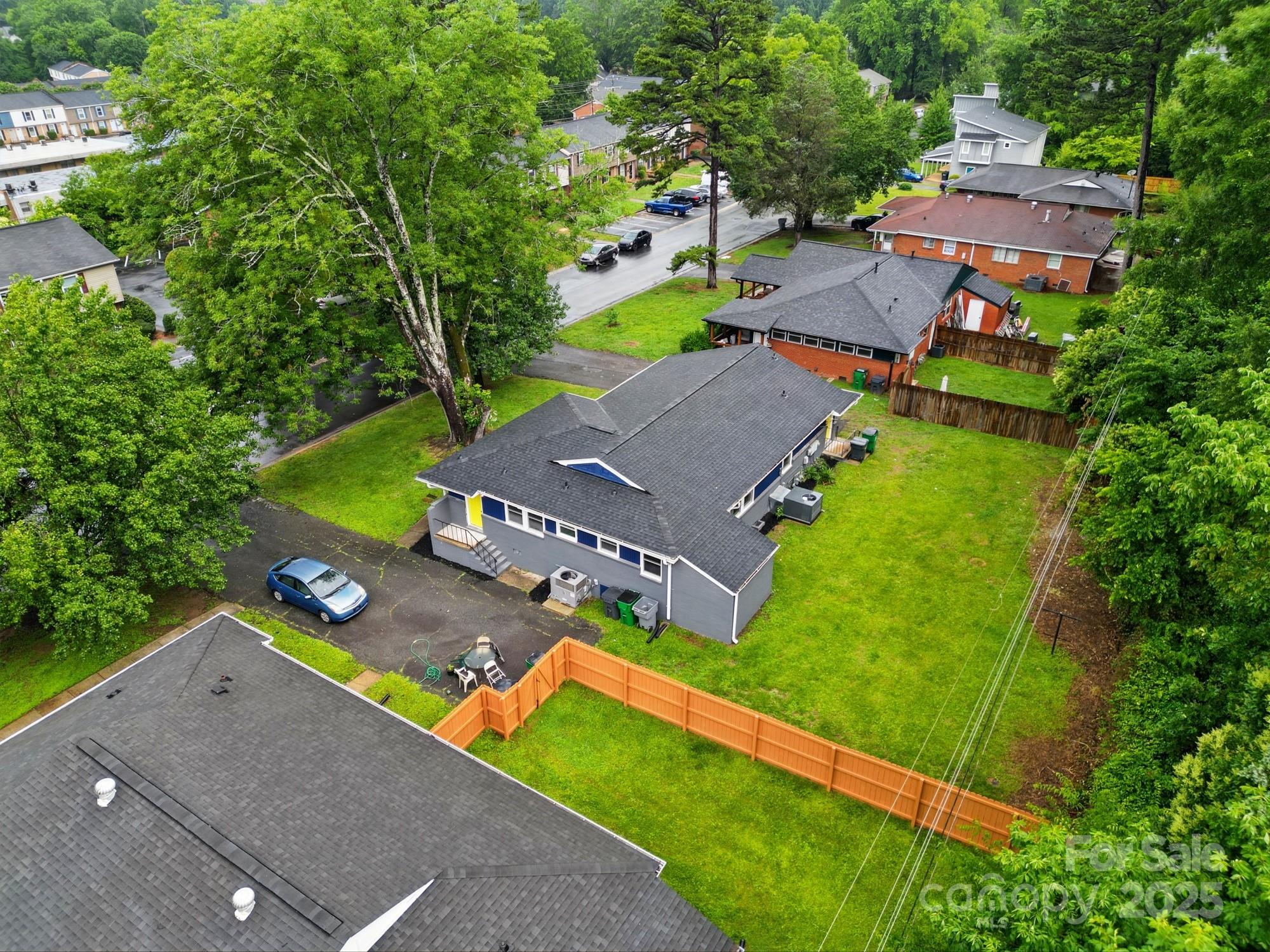 1414 Wembley Drive