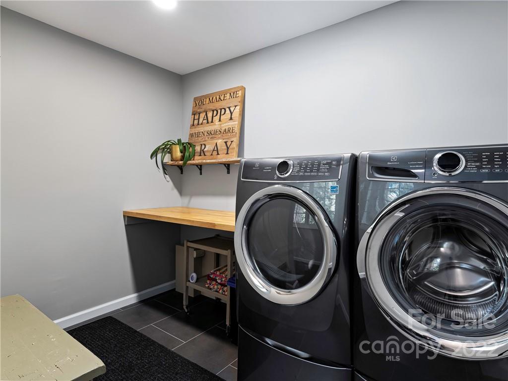 The Cliffs at Walnut Cove - Residential