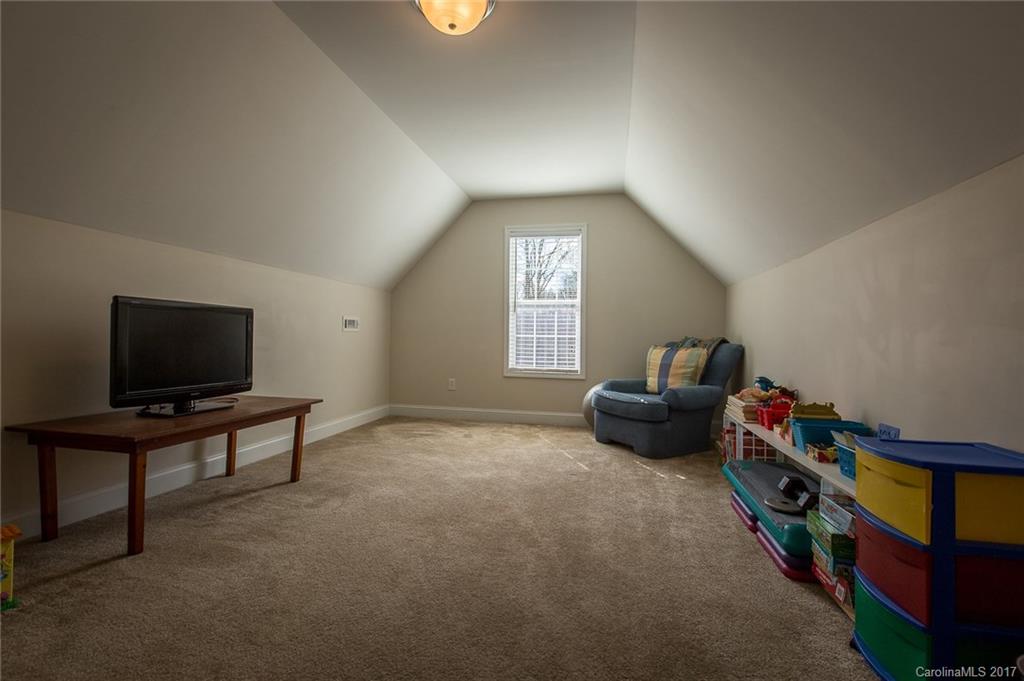 Shady Creek - Residential