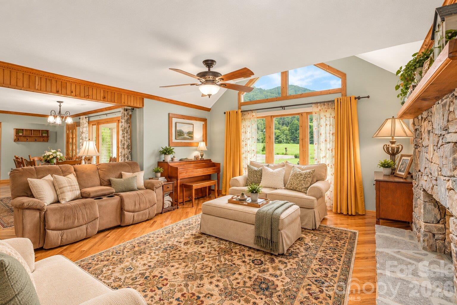 1075 Moody Farm Road