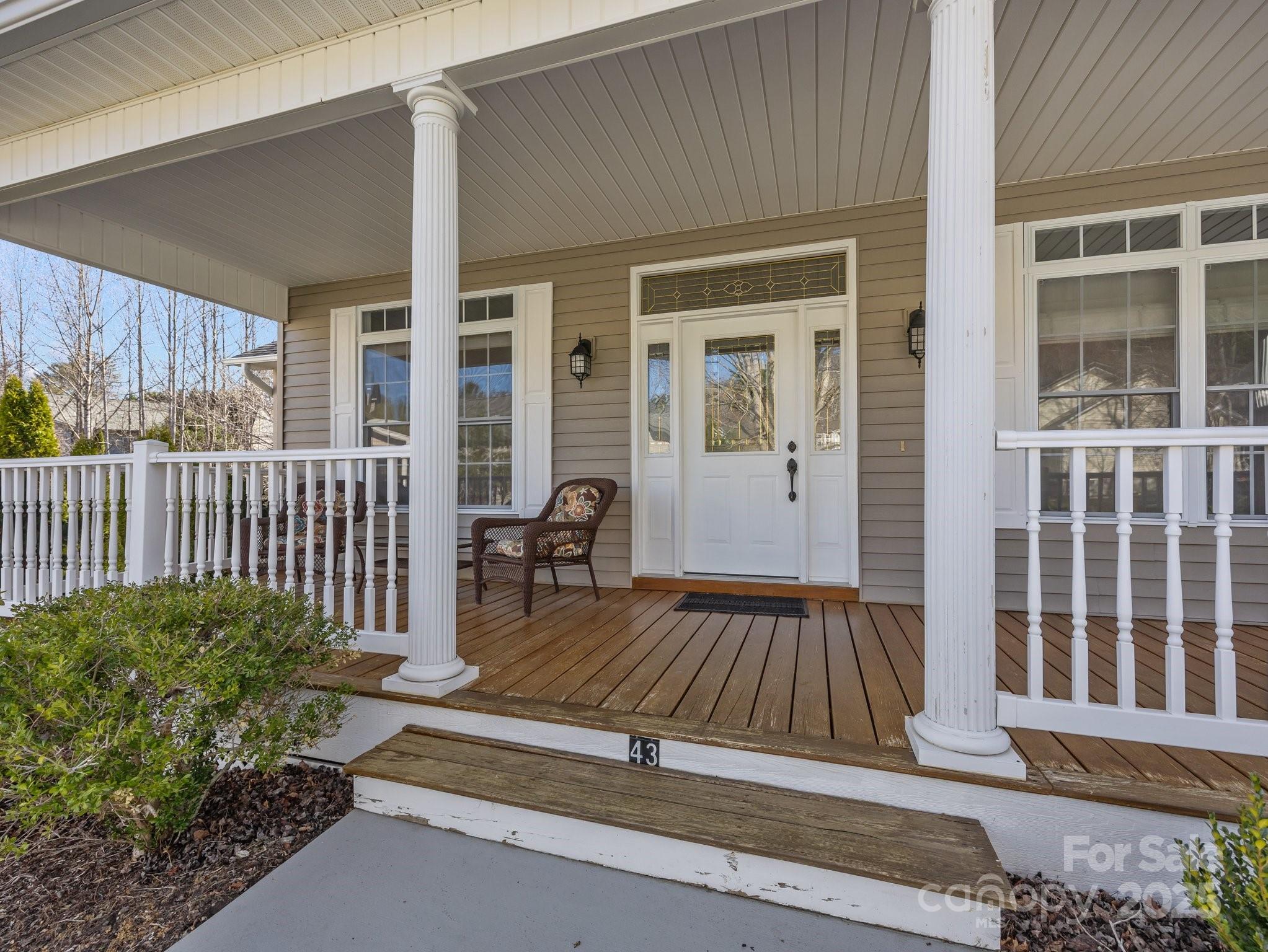 43 Golden Pond Way