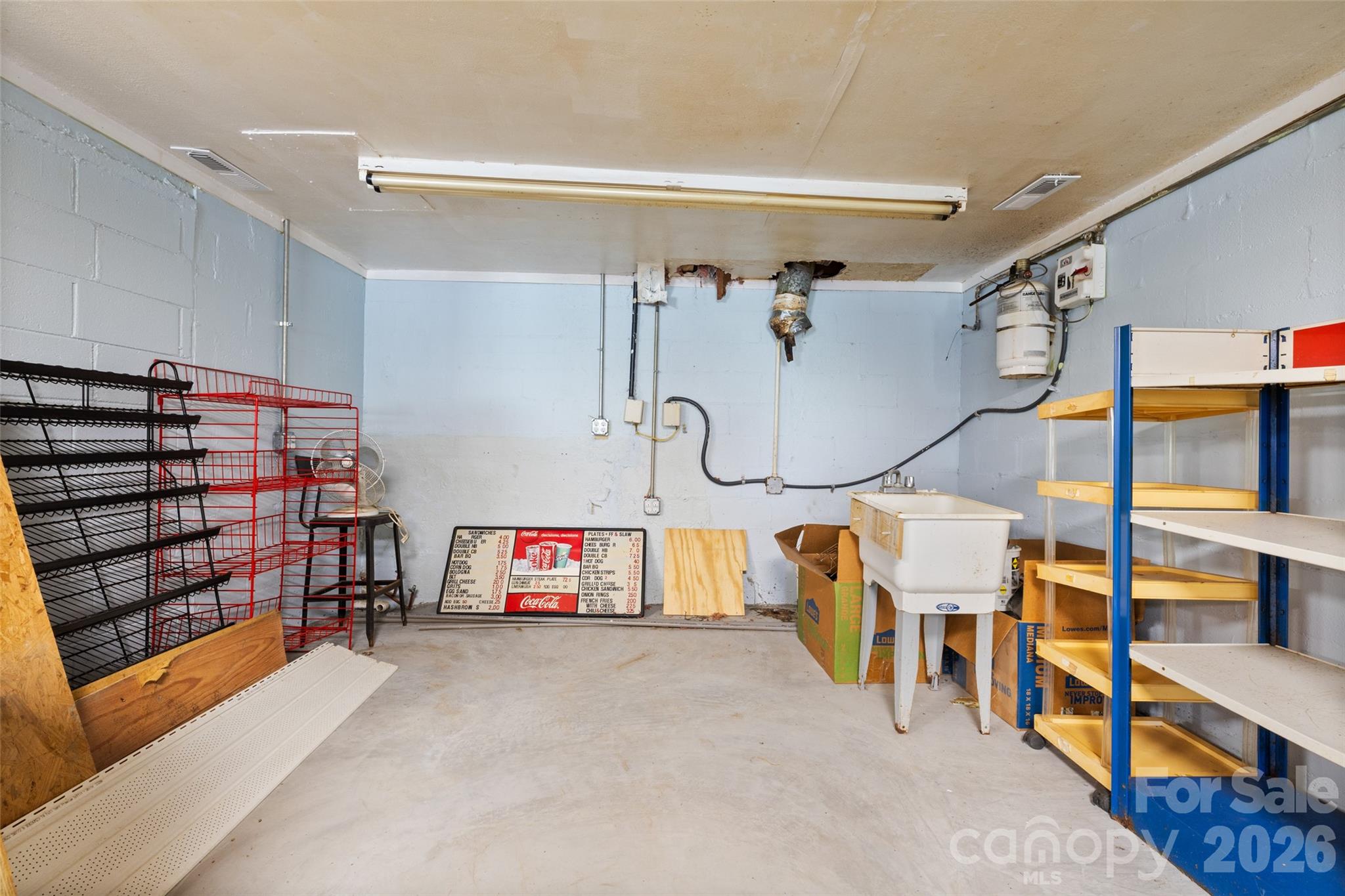 4178 Edgeland Road