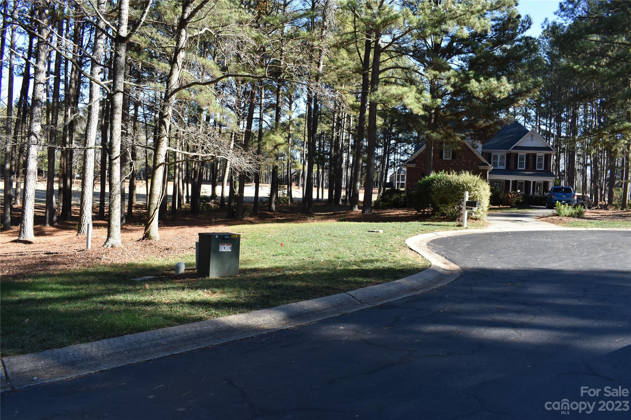 Uwharrie Point - Land